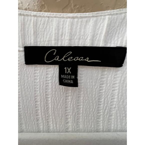 Calessa top size 1X white/multi pleats embroidery bell sleeve boho fairy angel - Picture 4 of 10